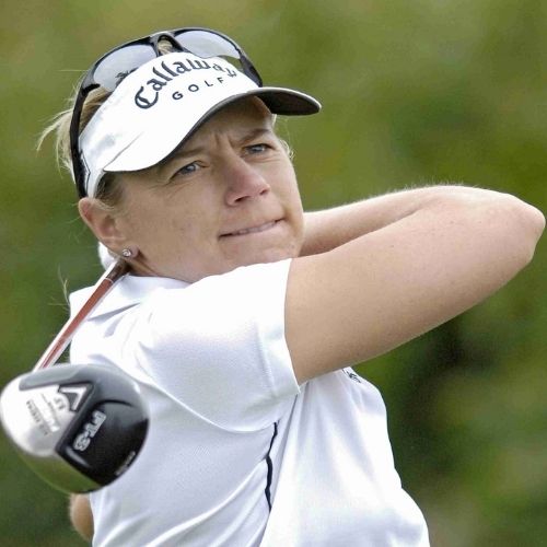 WOMEN'S GOLF CLUBS - FACTORS THAT MATTER